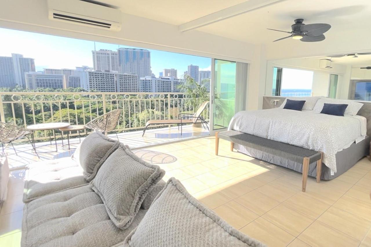 Waikiki Shore 1116 Beachfront Apartamento